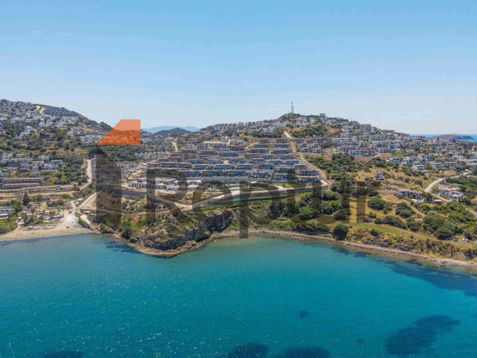 Bodrum Gümüşlük'te Deniz Manzaralı Rezidanslar ve Villalar