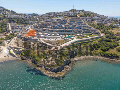 Bodrum Gümüşlük'te Deniz Manzaralı Rezidanslar ve Villalar