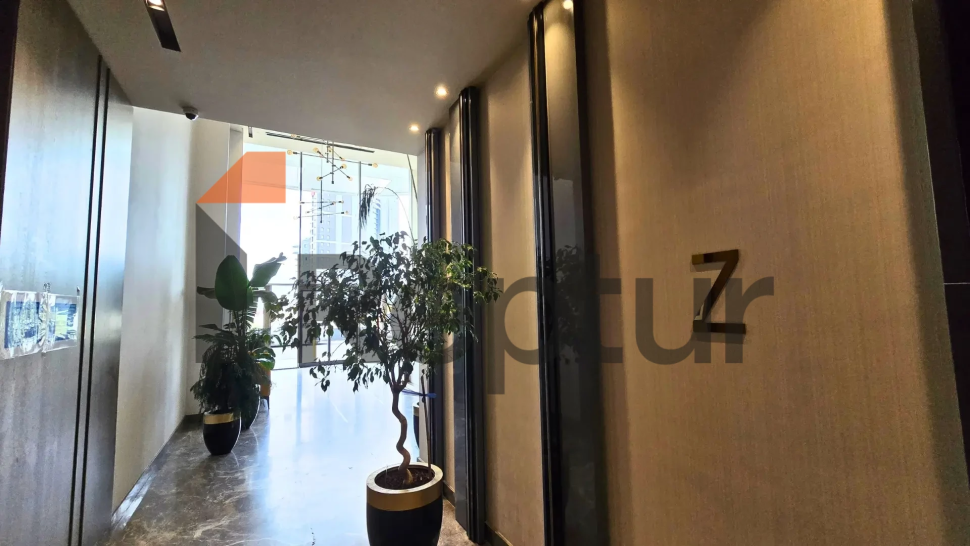 İstanbul'un tarihi merkezinde deniz manzaralı 3.5+1 daire satın alın